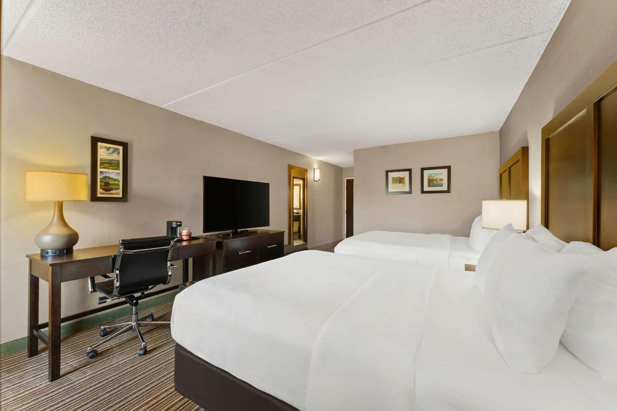Comfort Inn Lehigh Valley West Fogelsville Экстерьер фото