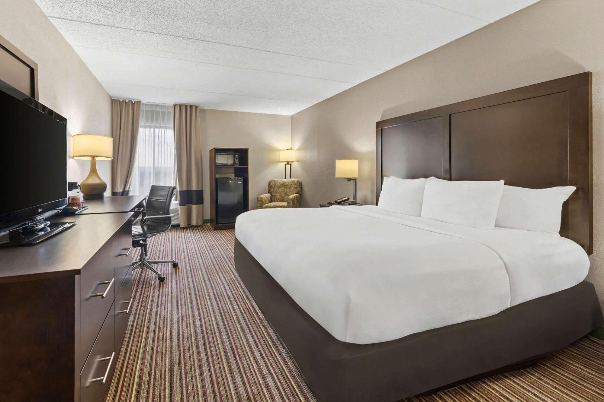 Comfort Inn Lehigh Valley West Fogelsville Экстерьер фото